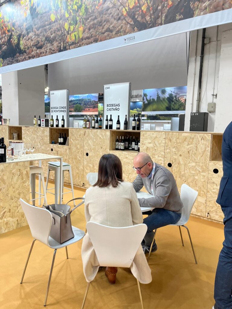 Reuniones de las bodegas de la D.O. Yecla en la Barcelona Wine Week 2025